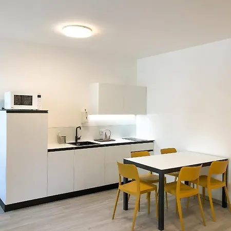 Apartamento Yugogo Grazioli 27 - 2 Stanze Trento Centro *