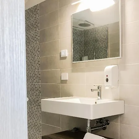 Apartamento Yugogo Grazioli 27 - 2 Stanze Trento Centro Trento